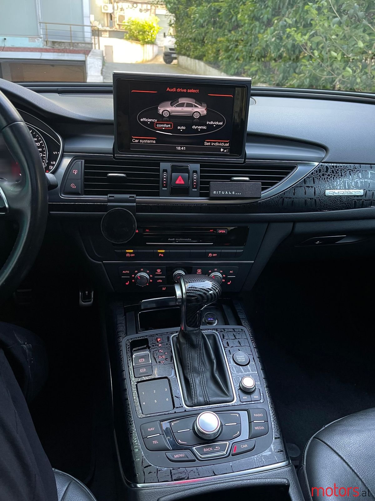 2014' Audi A6 photo #2