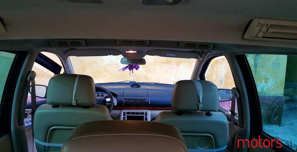 2001' Ford Galaxy photo #2