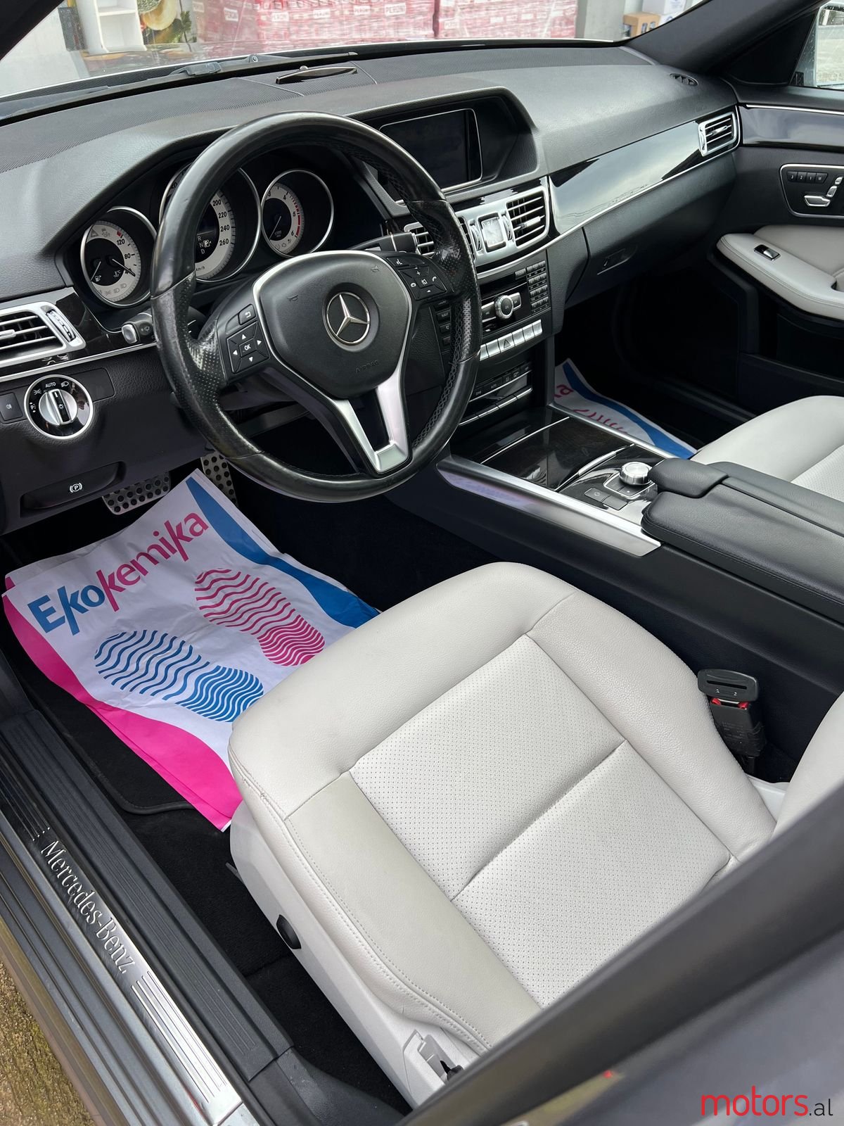 2015' Mercedes-Benz E 250 photo #3