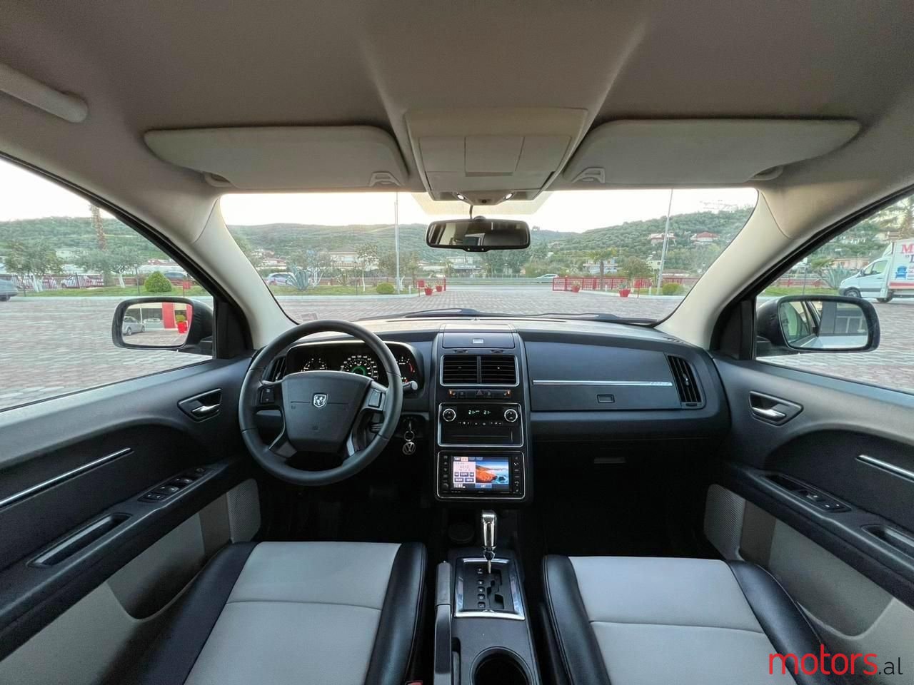 2010' Dodge Journey photo #6