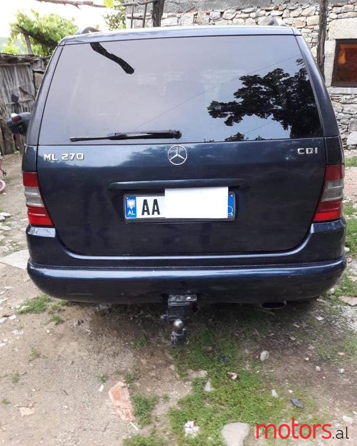 2001' Mercedes-Benz 270 photo #1