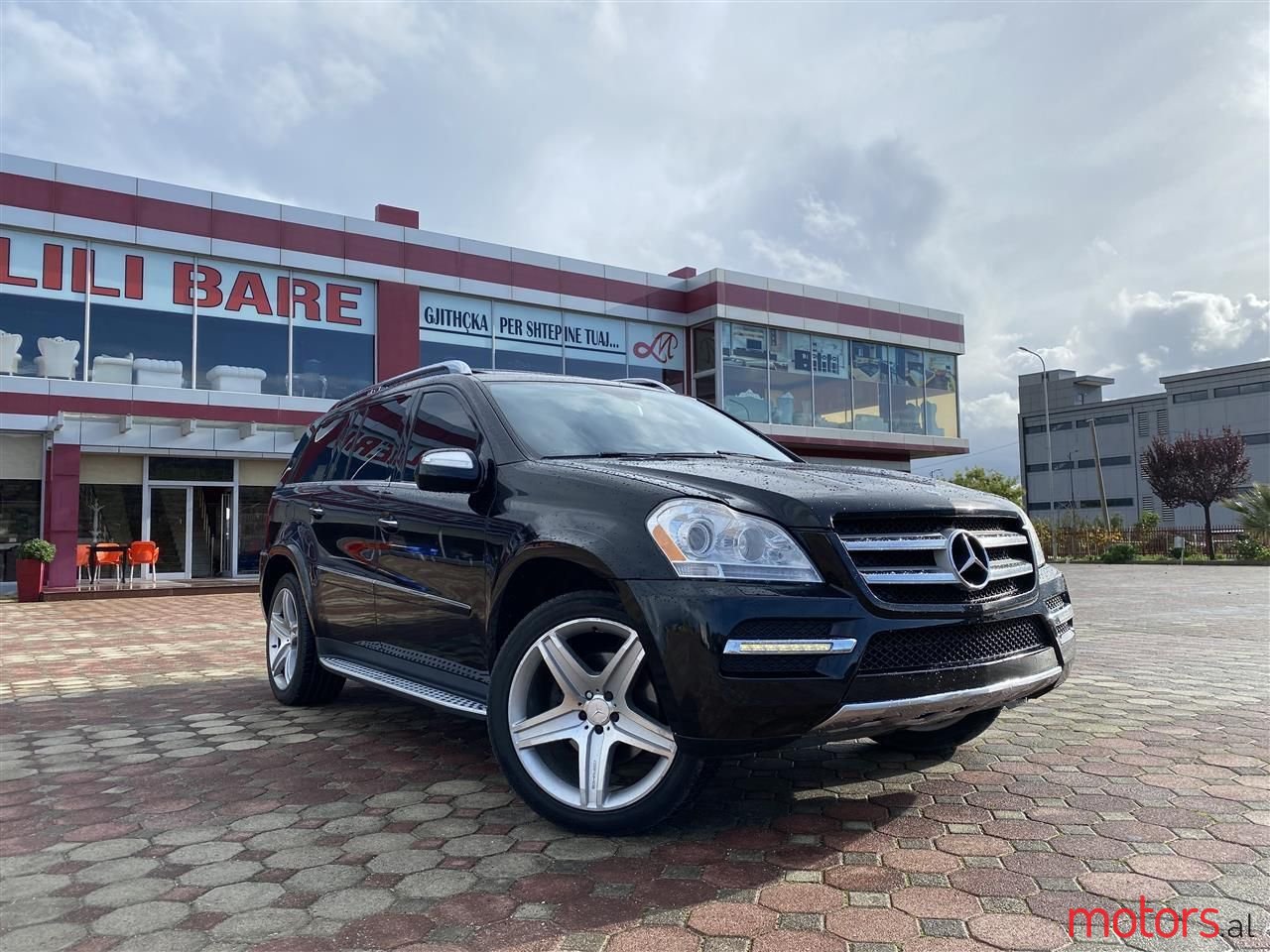 2010' Mercedes-Benz GL 55 AMG photo #4
