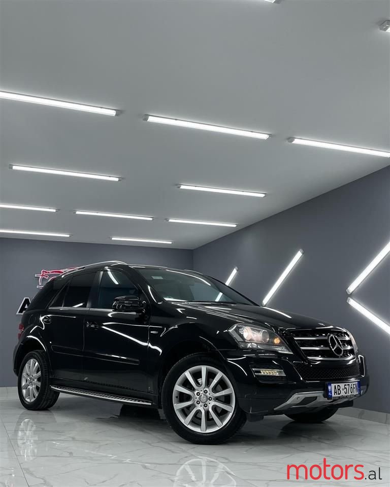 2010' Mercedes-Benz ML 350 photo #1