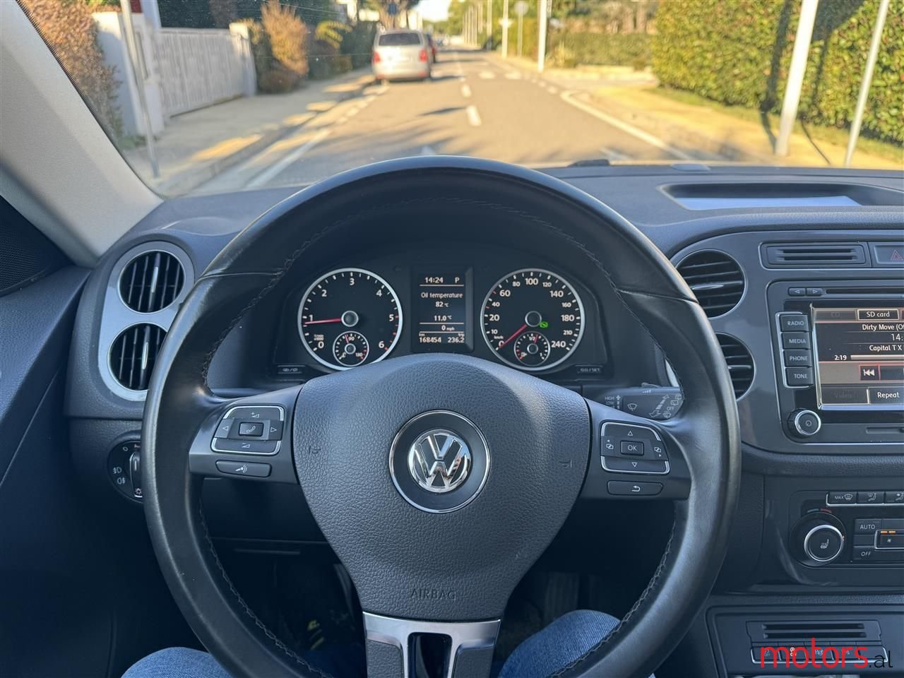 2013' Volkswagen Tiguan photo #5