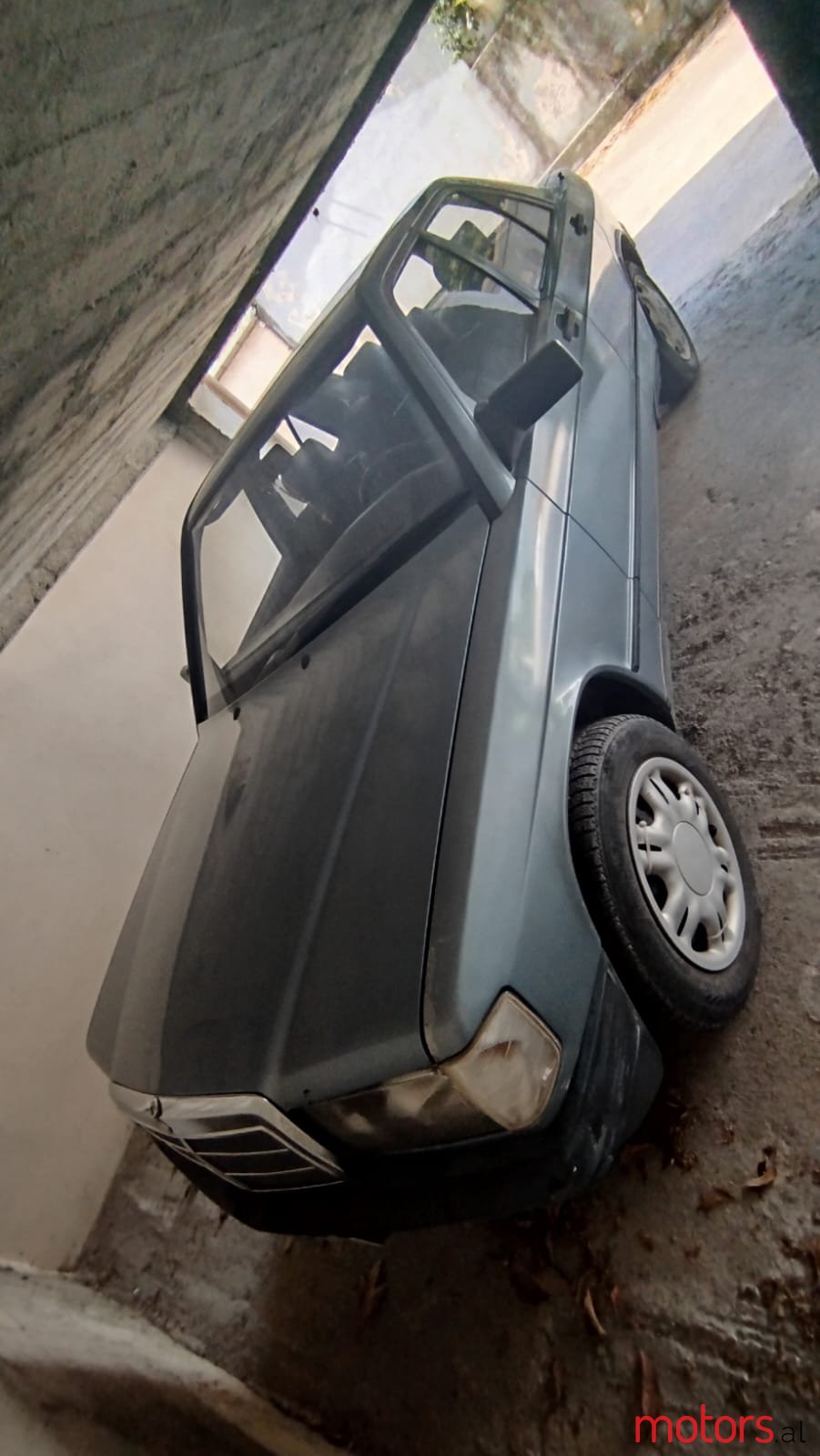 1988' Mercedes-Benz 190 photo #2