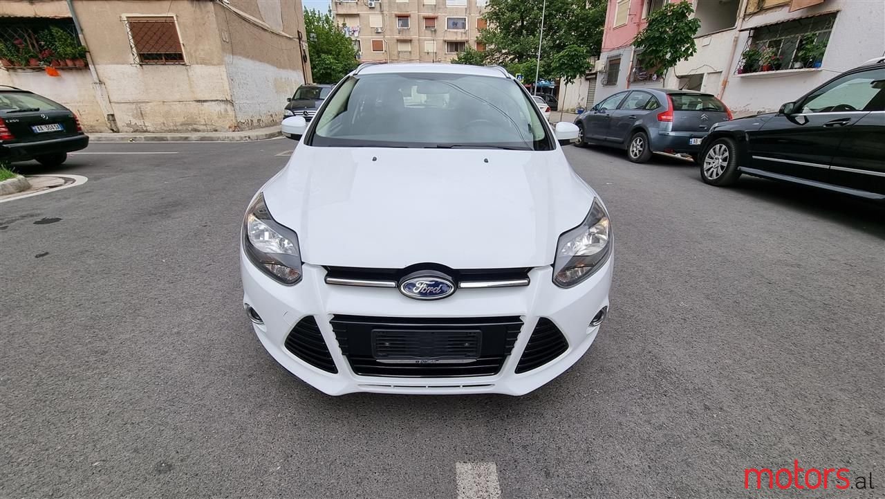 2012' Ford Focus photo #2