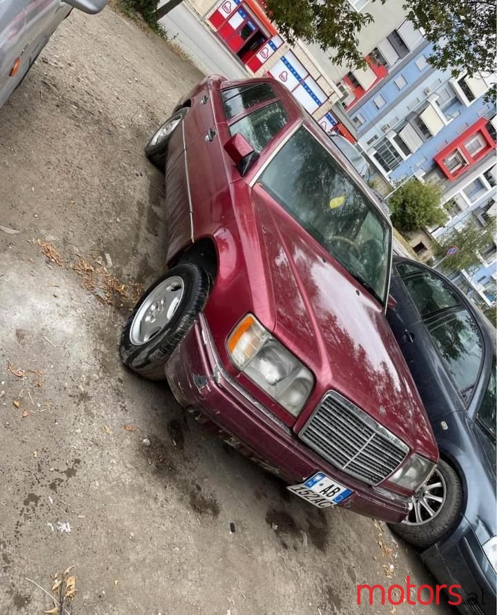 1995' Mercedes-Benz 200 photo #1