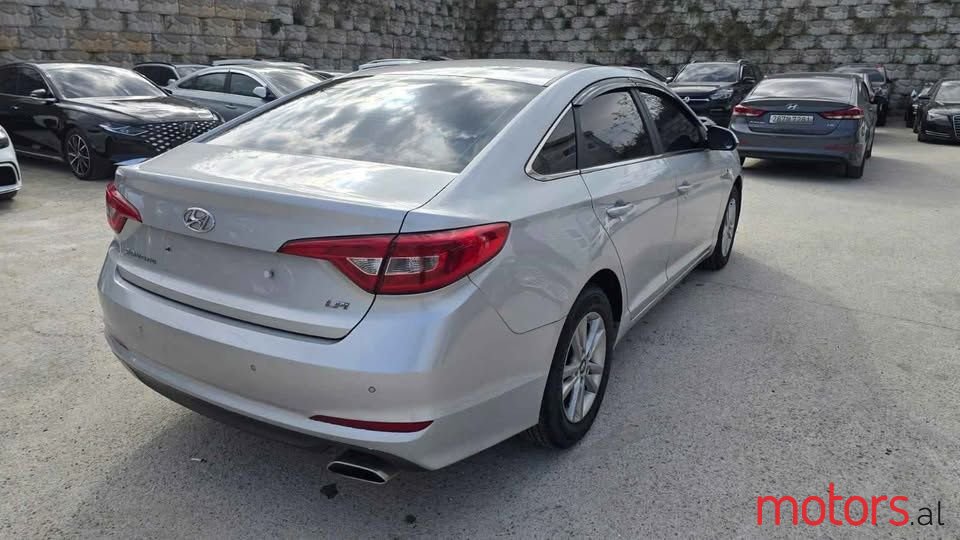 2015' Hyundai Sonata photo #5