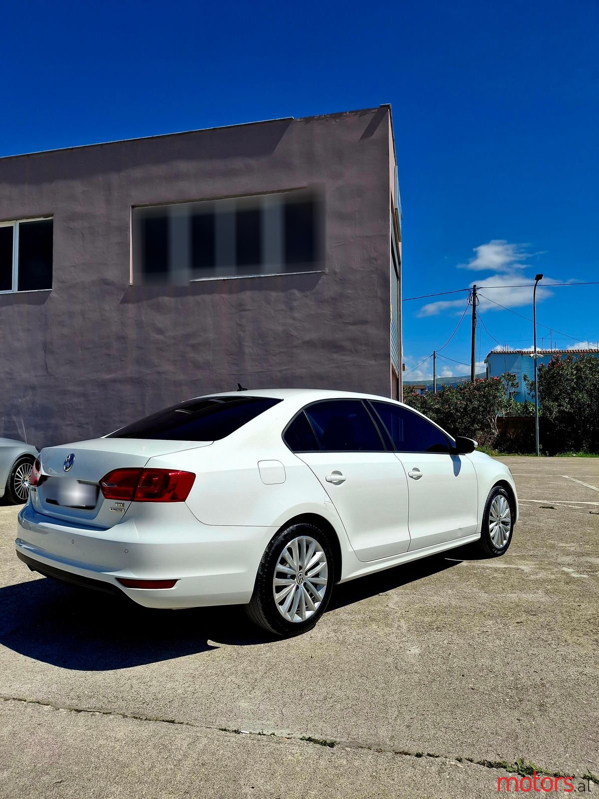 2012' Volkswagen Jetta photo #4