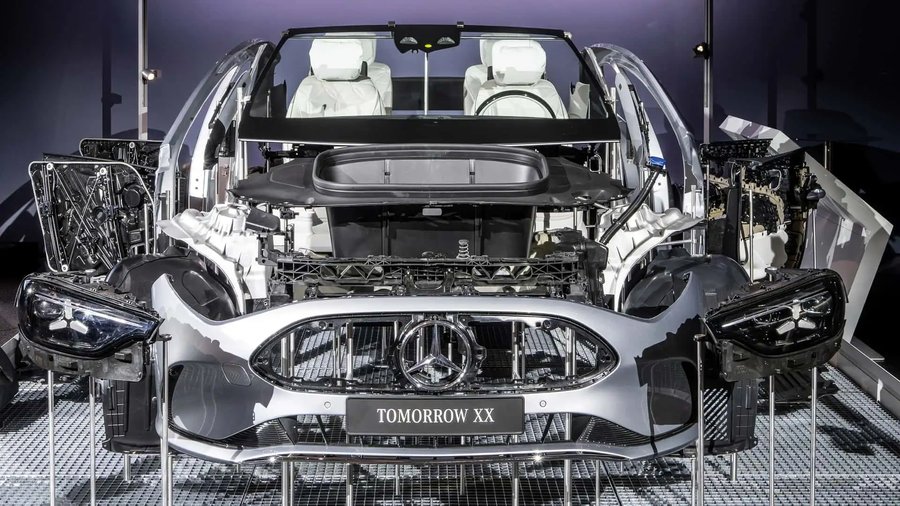 Mercedes-Benz Is Redesigning Cars to Be Easier to Repair