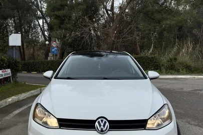 2016' Volkswagen Golf