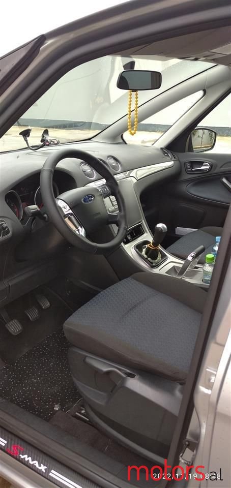 2007' Ford S-Max photo #2