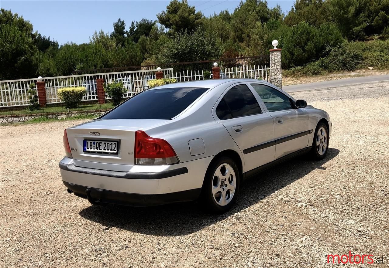 2004' Volvo S60 photo #5