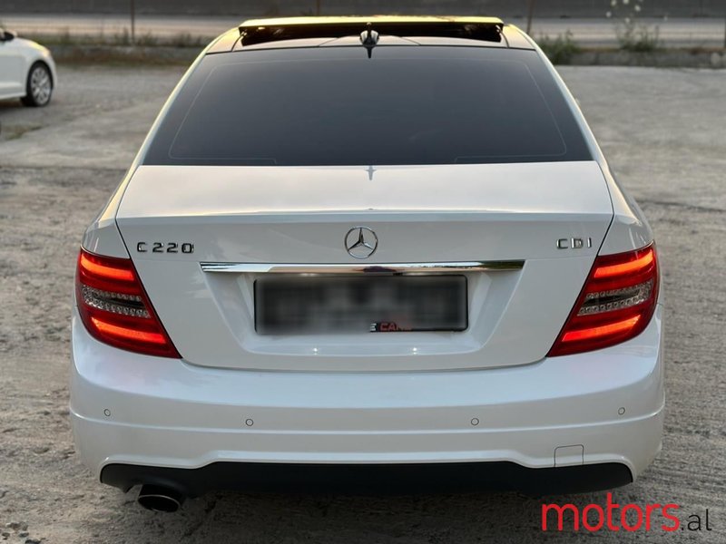 2014' Mercedes-Benz C 220 photo #5