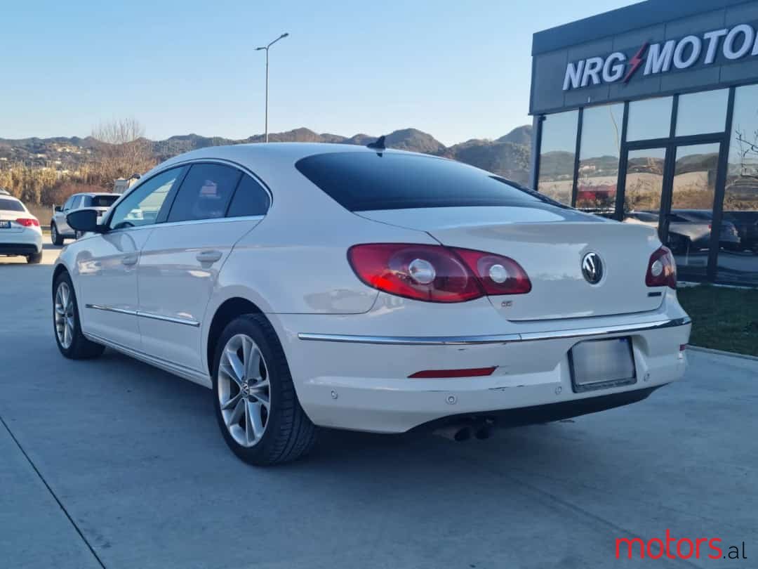 2012' Volkswagen Passat CC photo #1