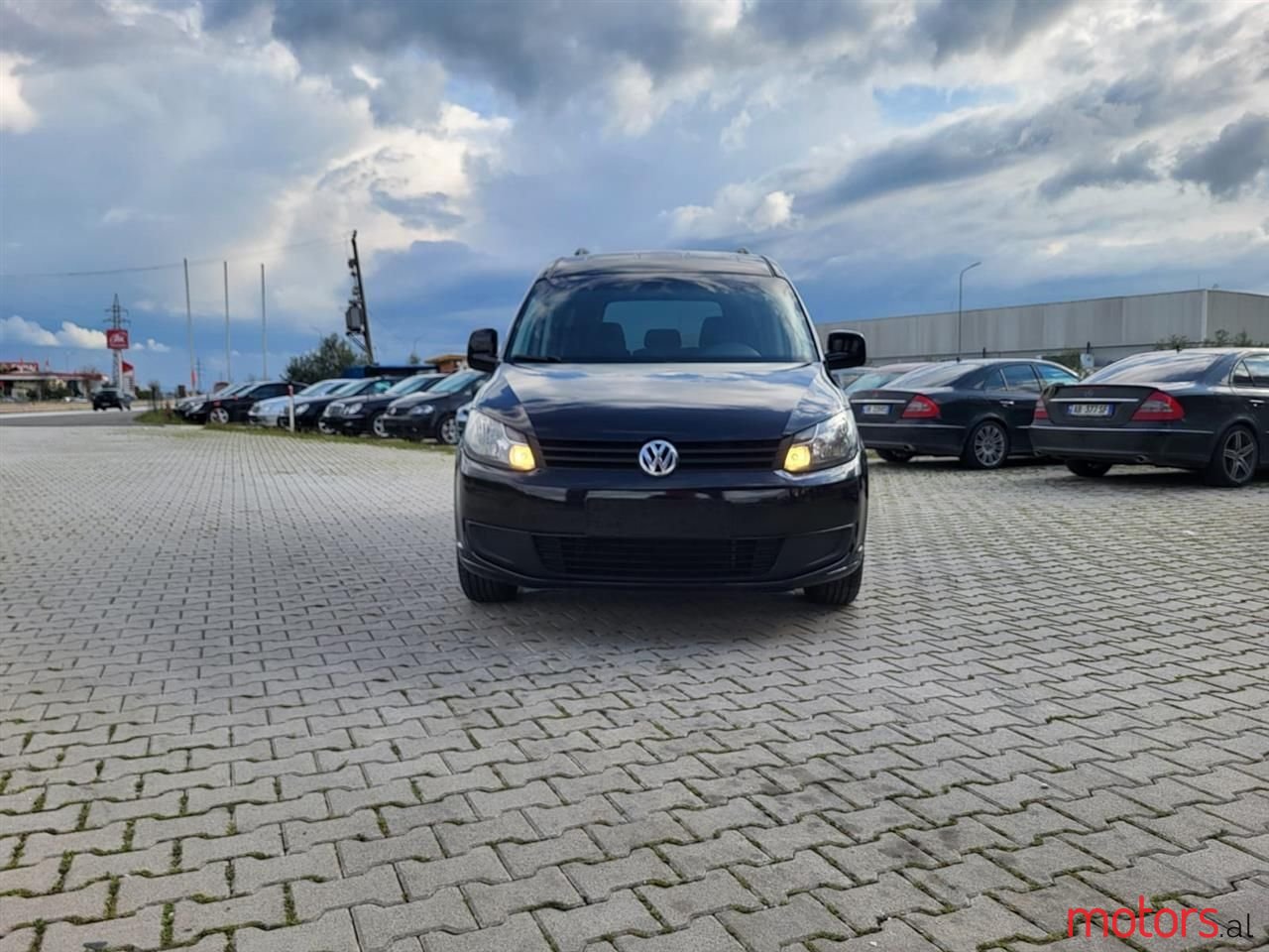 2013' Volkswagen Caddy photo #4