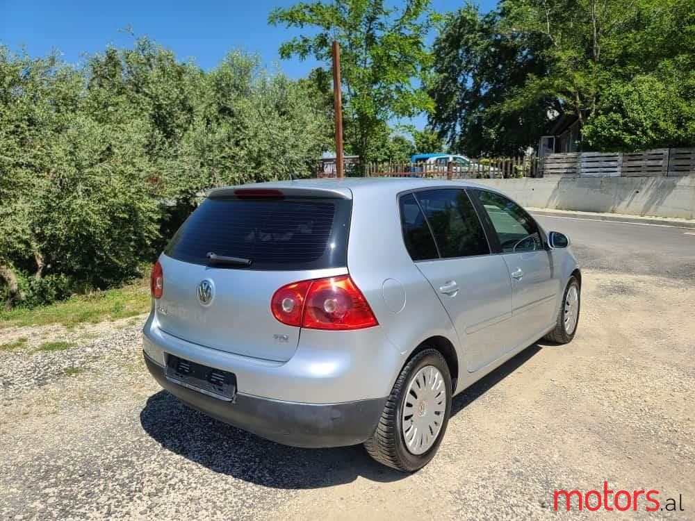 2007' Volkswagen Golf photo #2