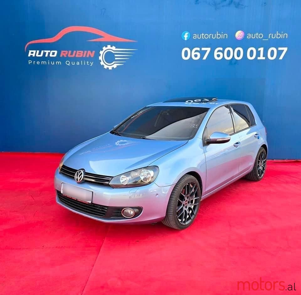 2010' Volkswagen Golf photo #1