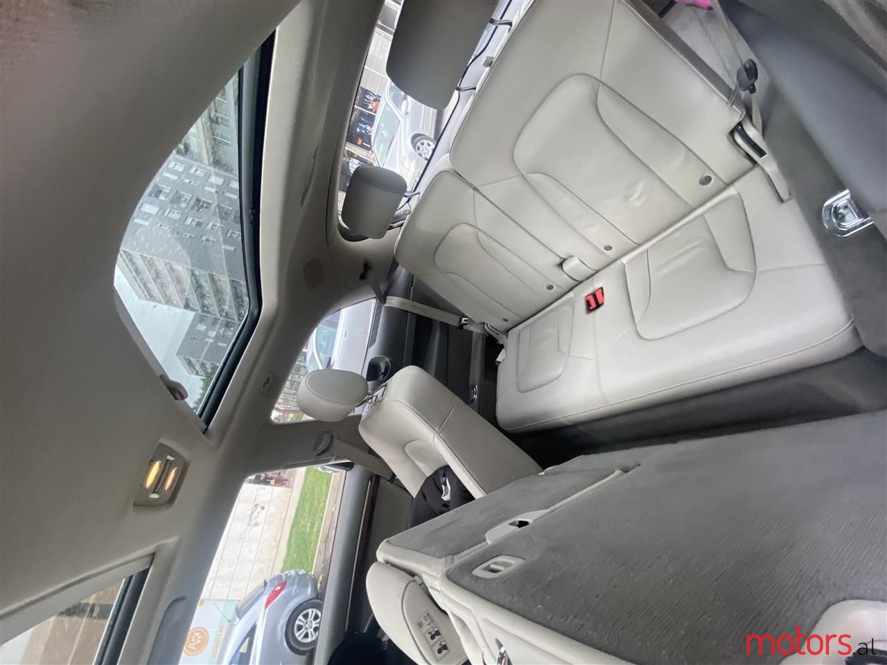 2011' Audi Q7 photo #4