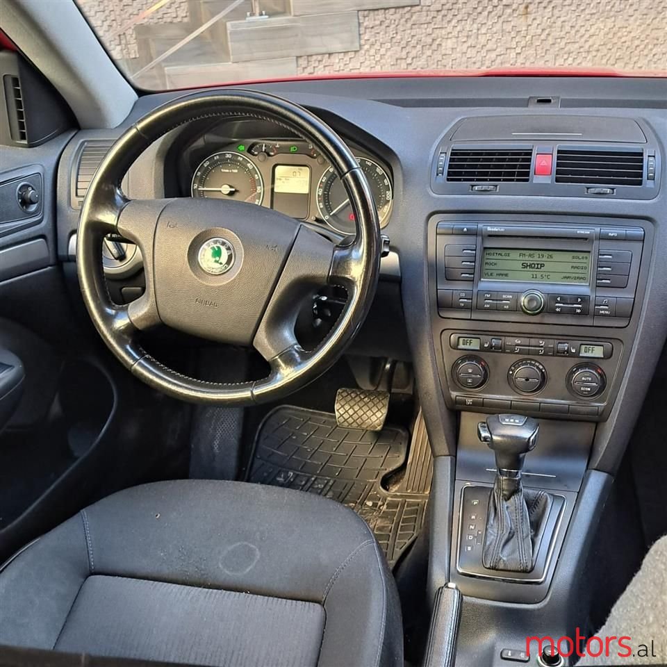 2006' Skoda Octavia photo #5