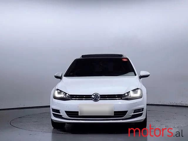 2016' Volkswagen Golf photo #1