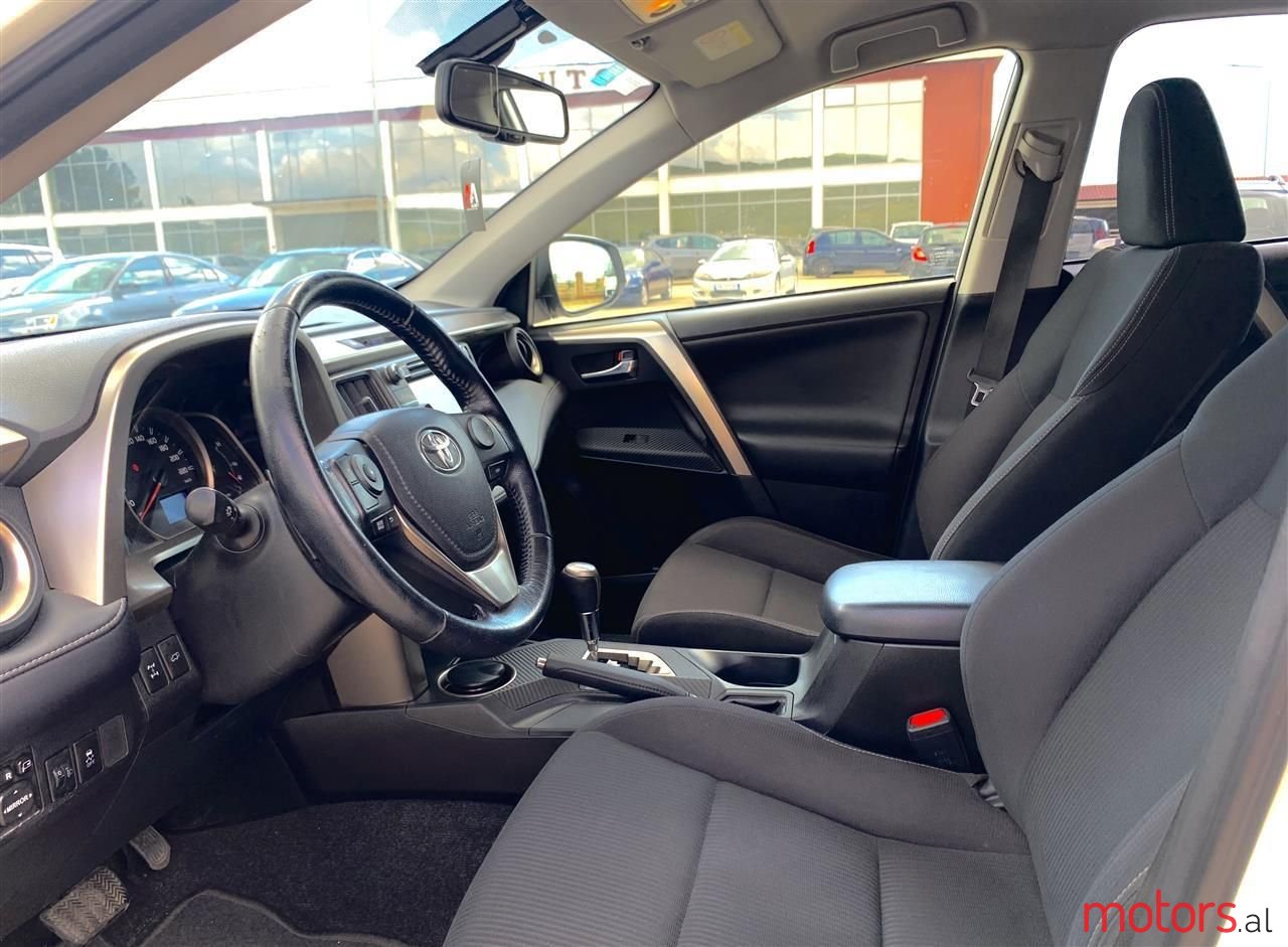 2014' Toyota RAV4 photo #5