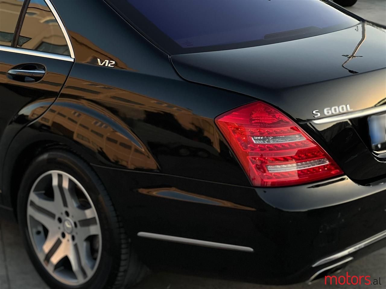 2010' Mercedes-Benz S 600 photo #6