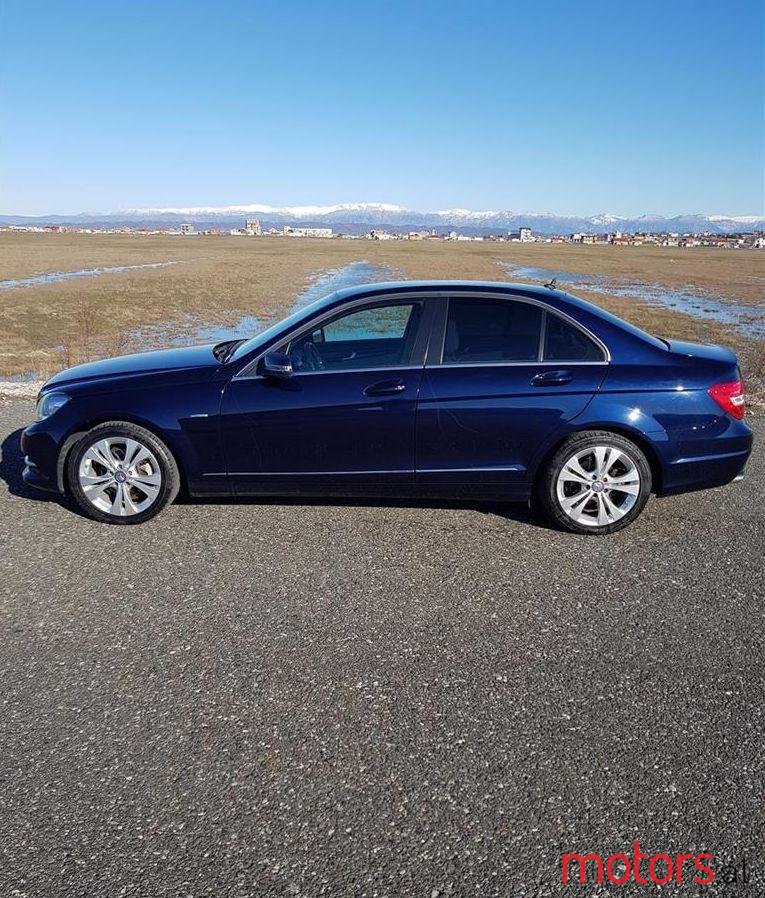 2012' Mercedes-Benz C 220 photo #1