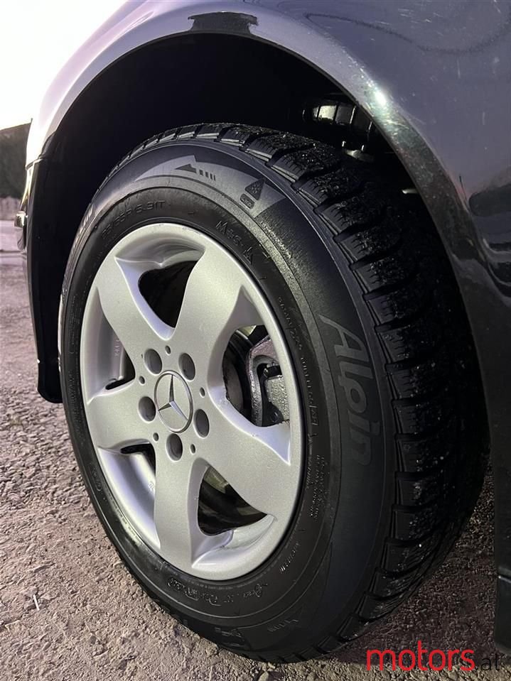 2008' Mercedes-Benz C 200 photo #4