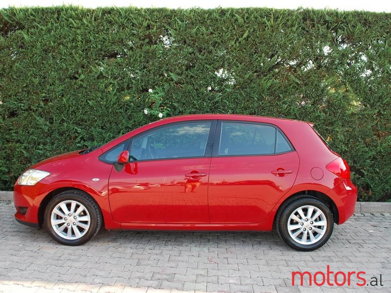 2007' Toyota Auris photo #6