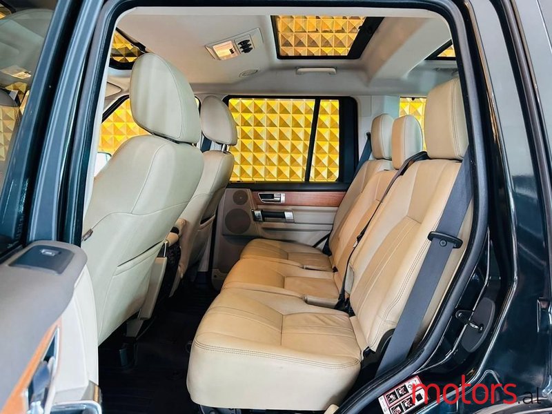 2013' Land Rover Discovery photo #6