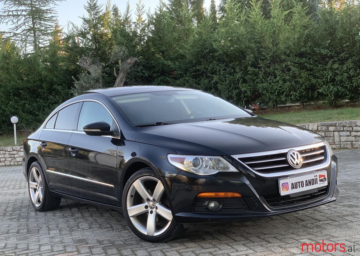 2011' Volkswagen Passat CC photo #1