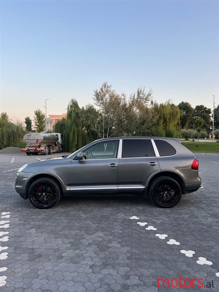 2007' Porsche Cayenne photo #6