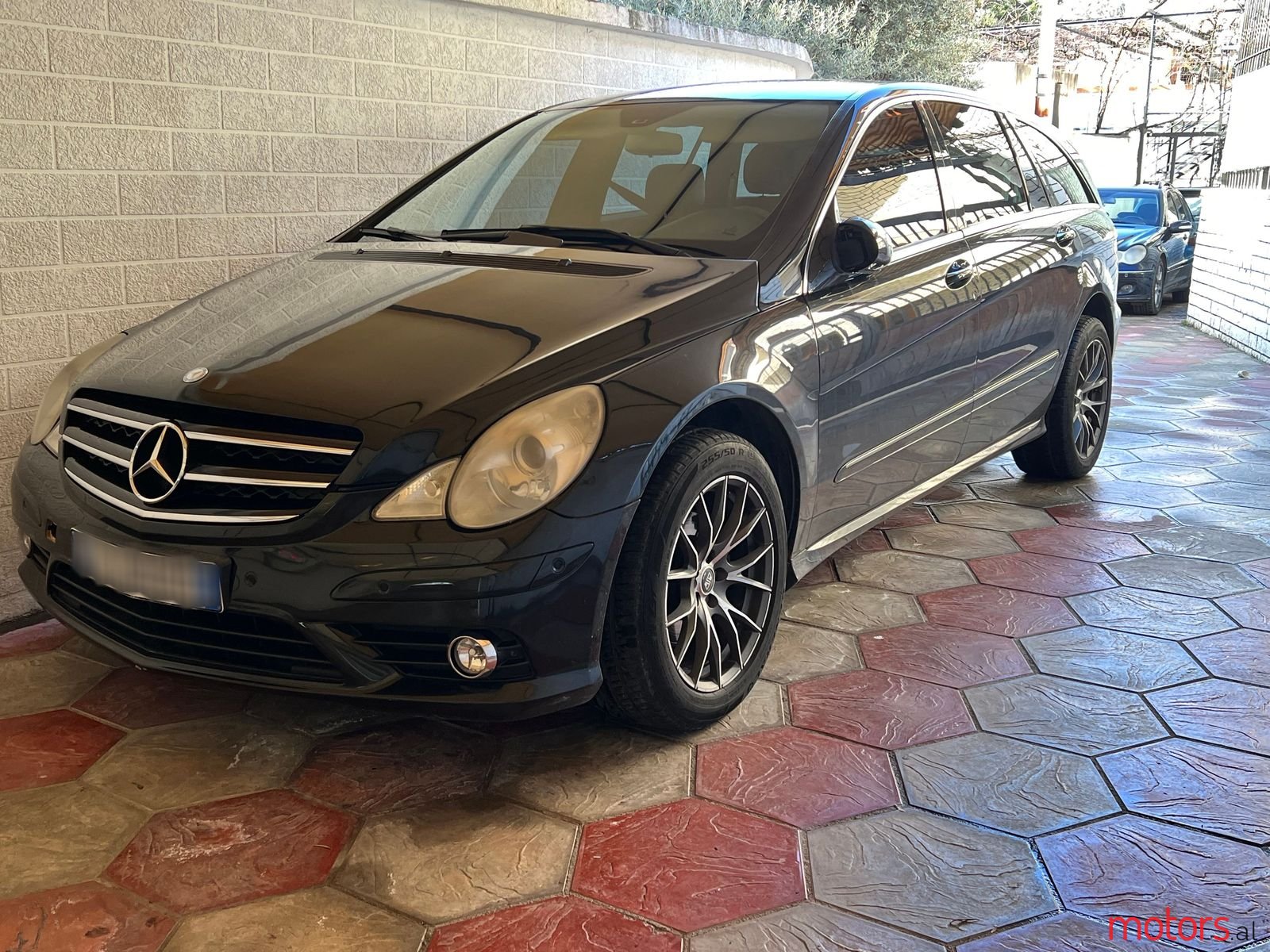 2007' Mercedes-Benz R 320 photo #3