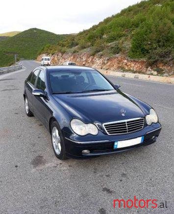 2001' Mercedes-Benz C-Class photo #1