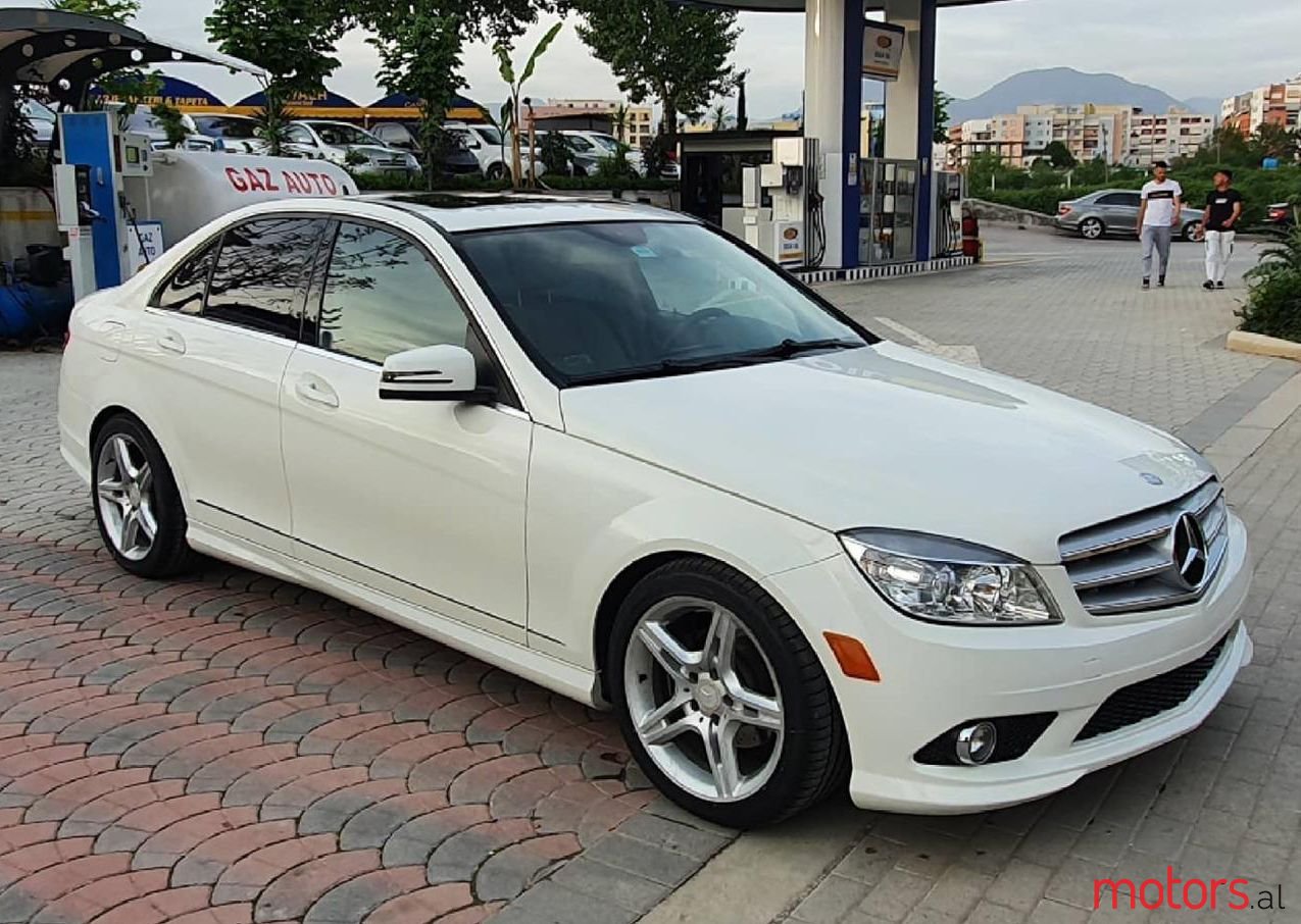 2010' Mercedes-Benz C 250 photo #1