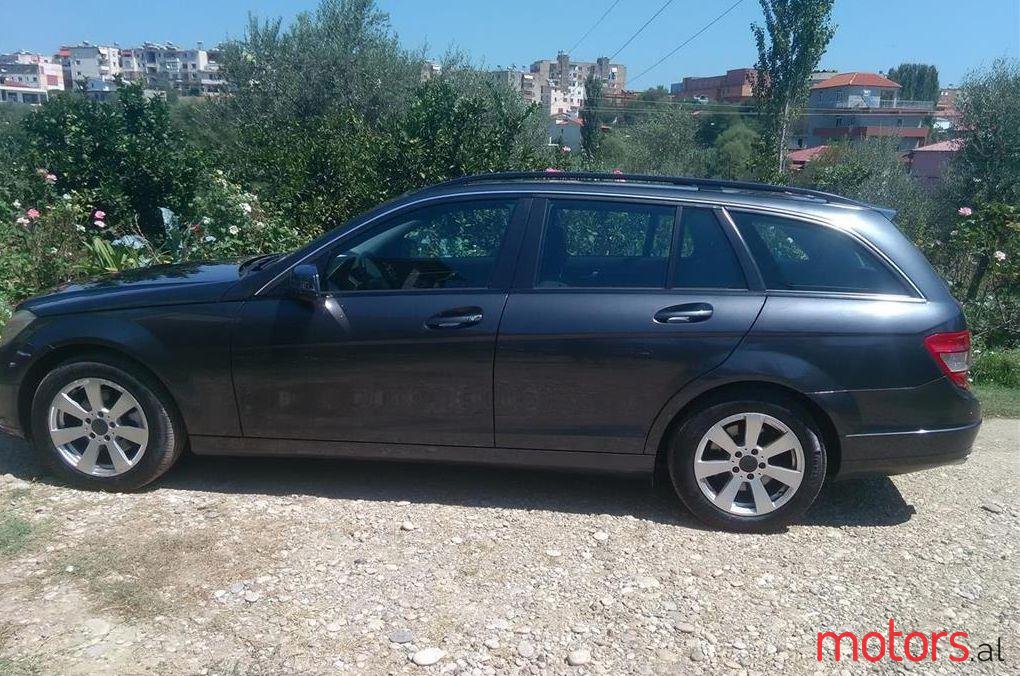 2009' Mercedes-Benz C 220 photo #1