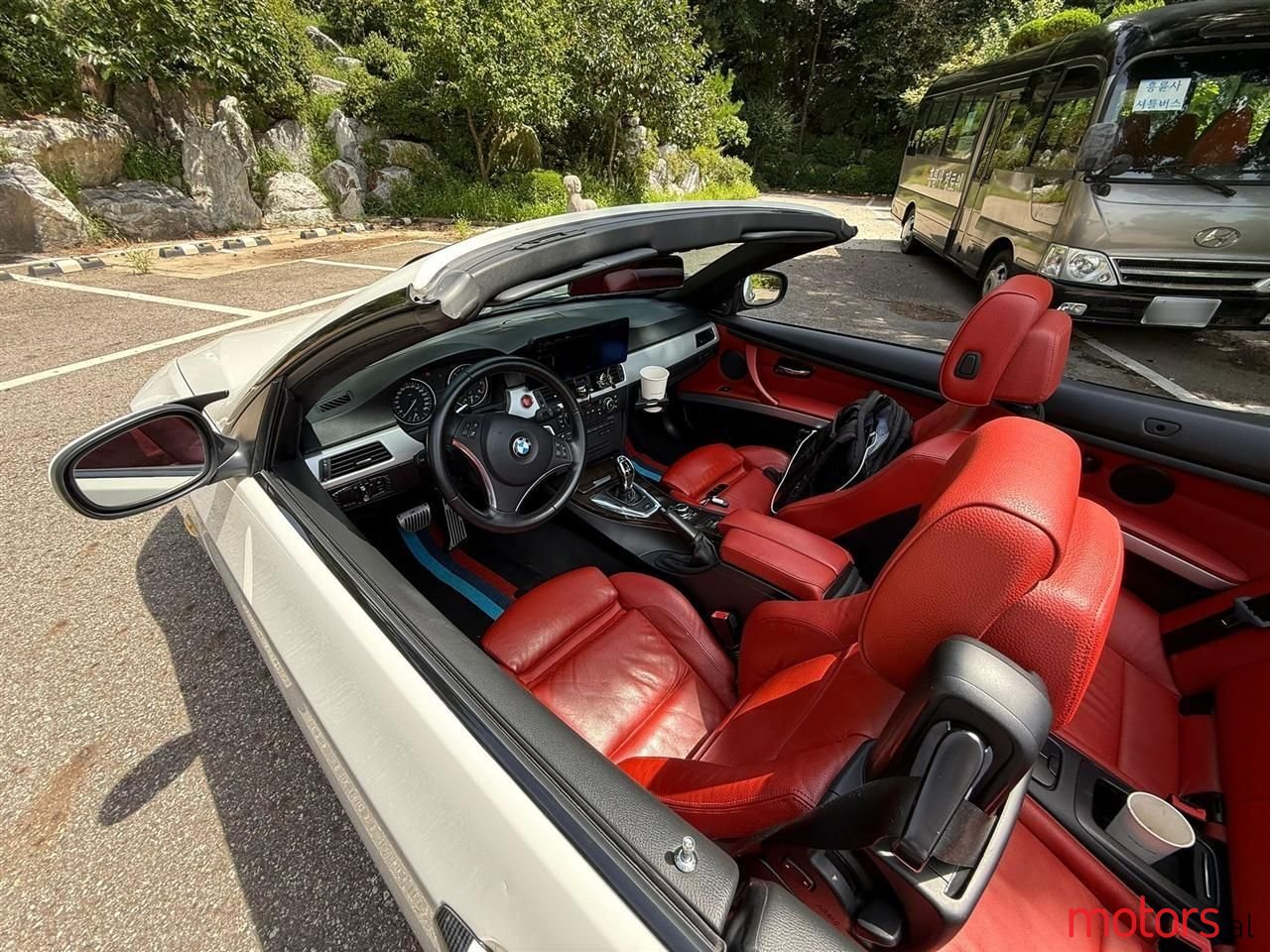 2010' BMW 335 photo #3