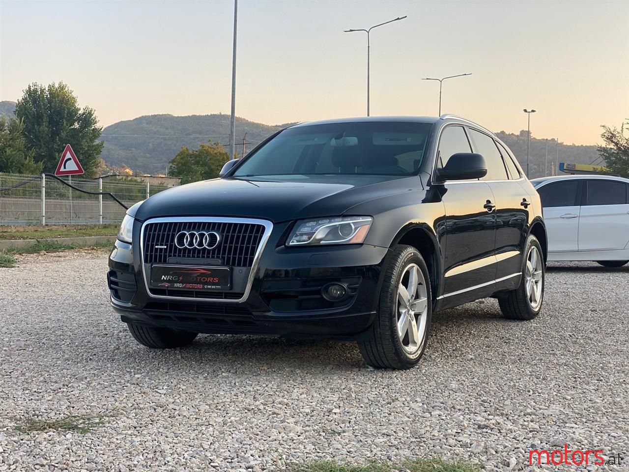 2011' Audi Q5 photo #1