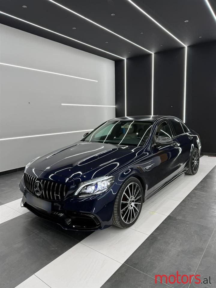 2016' Mercedes-Benz C 300 photo #1