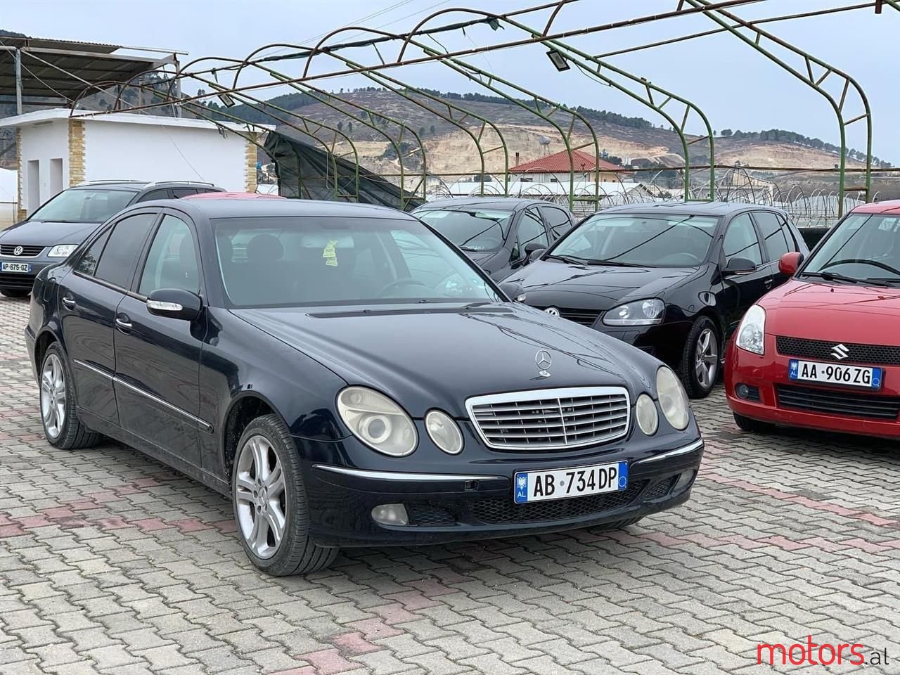 2005' Mercedes-Benz E 240 photo #1