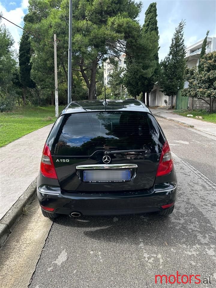 2008' Mercedes-Benz A 150 photo #2