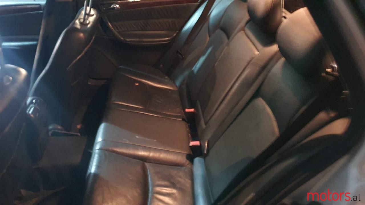 2002' Mercedes-Benz C 200 photo #5