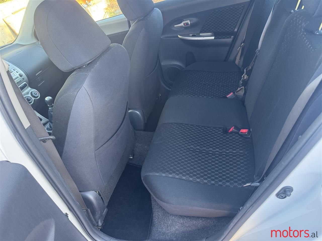 2011' Toyota Urban Cruiser photo #4