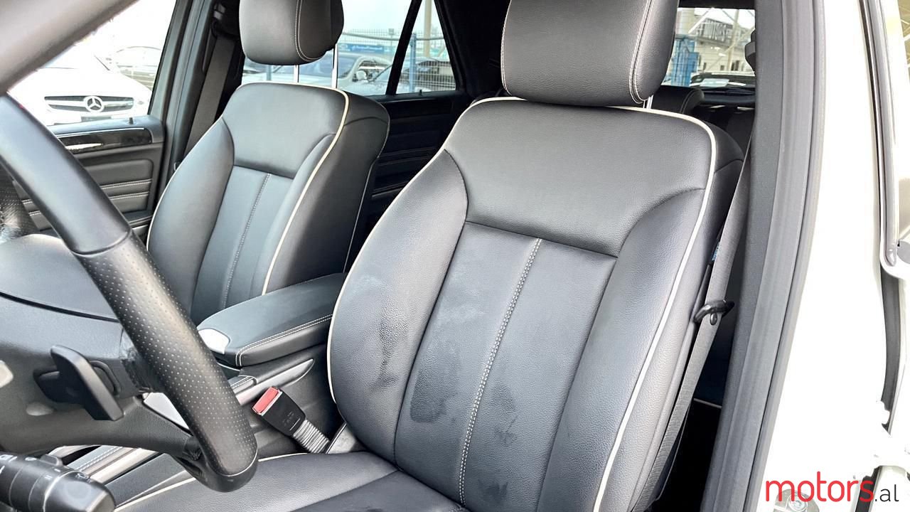 2012' Mercedes-Benz ML 350 photo #4