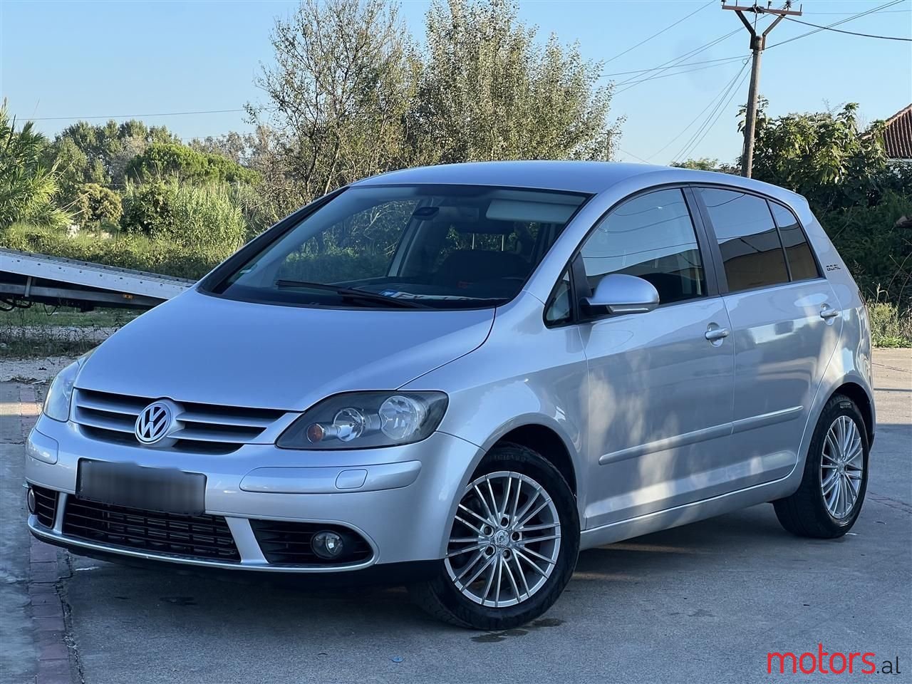 2007' Volkswagen Golf Plus photo #1