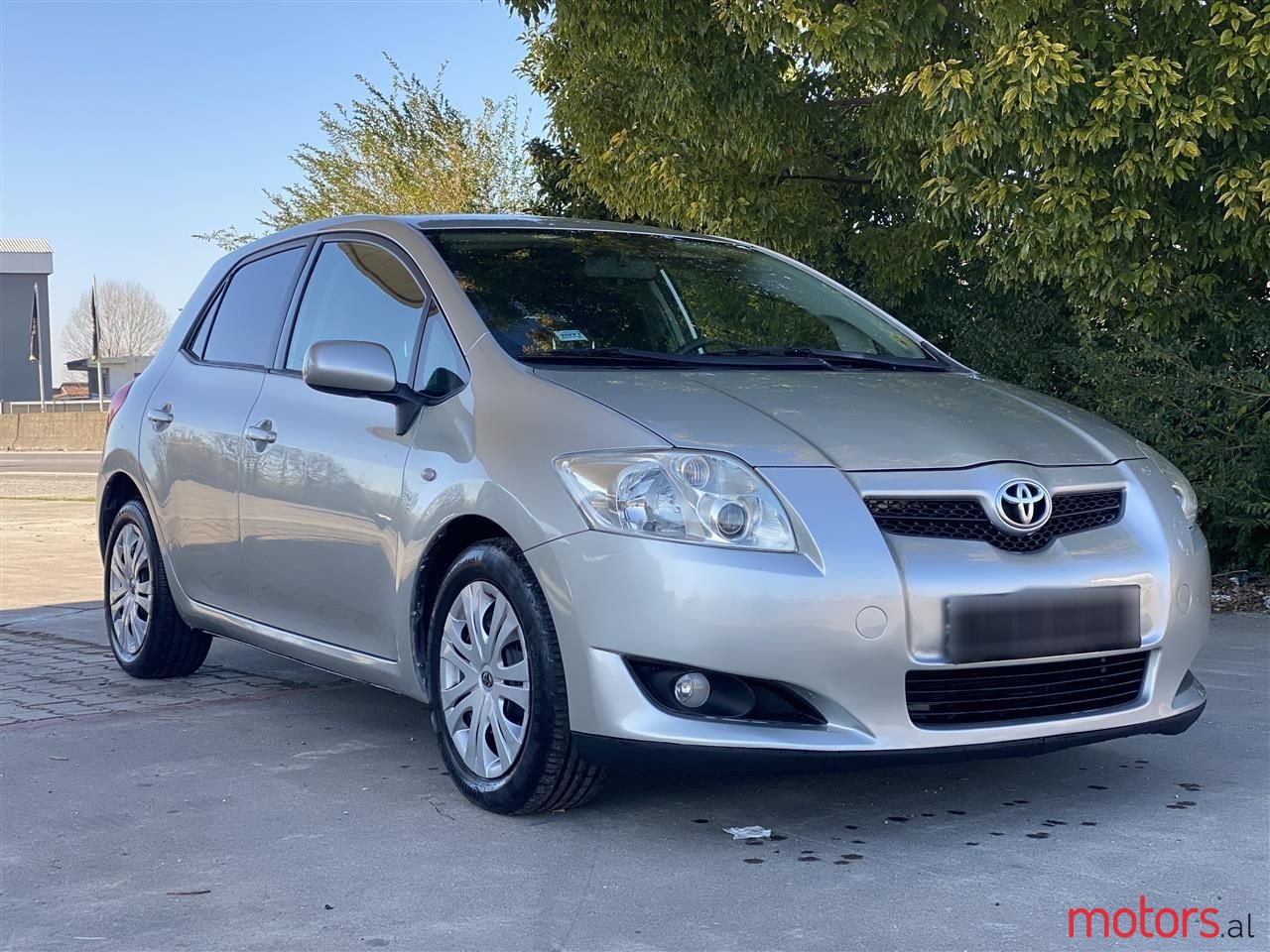 2007' Toyota Auris photo #1