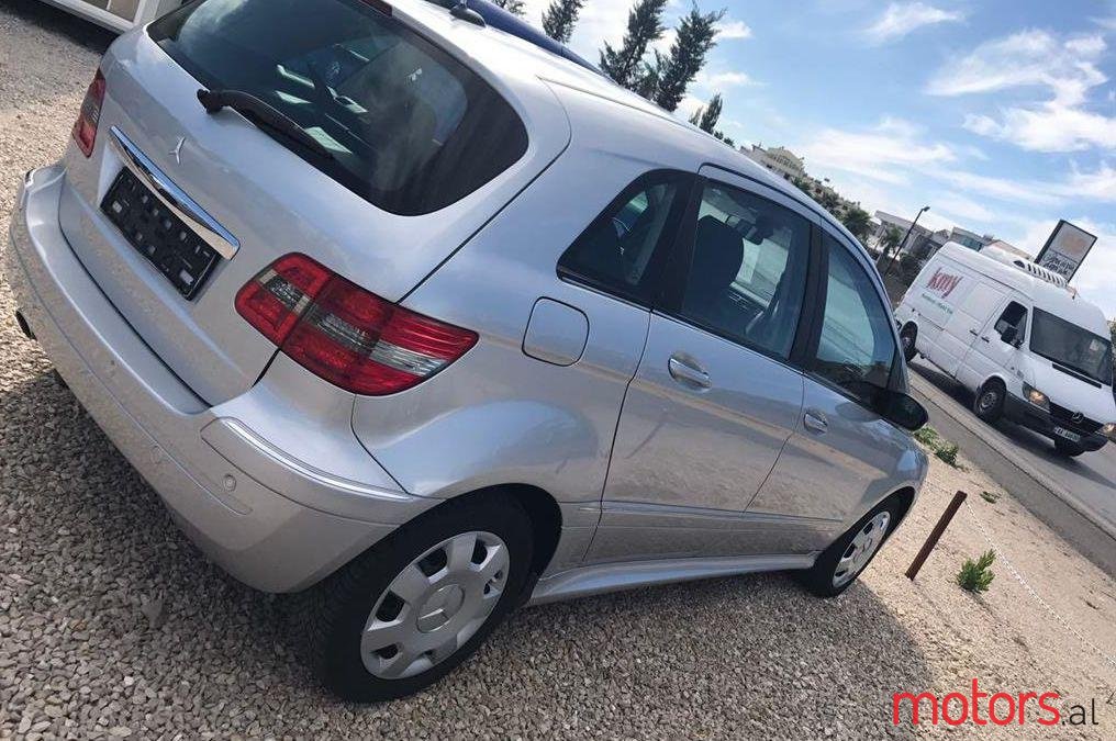 2005' Mercedes-Benz B 200 photo #6