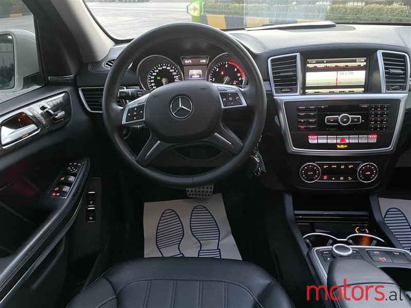 2014' Mercedes-Benz GL 350 photo #4