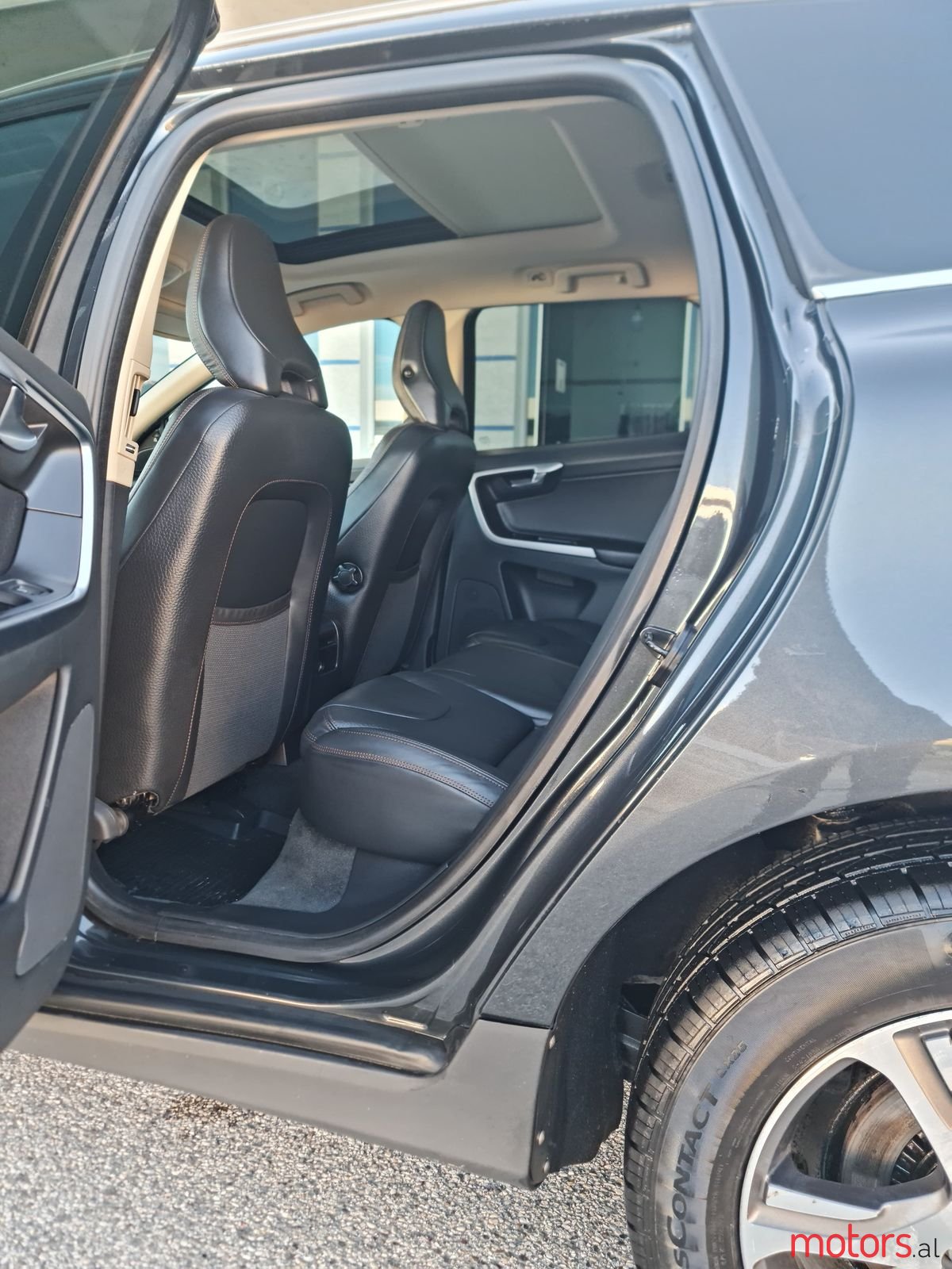 2011' Volvo Xc 60 photo #4